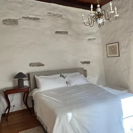 Old Town Gem Apartament